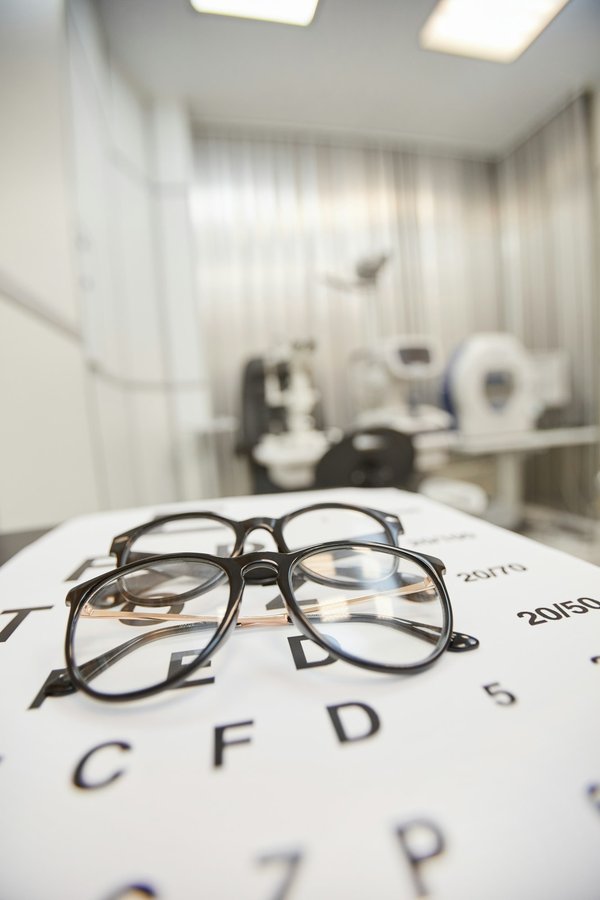 Opticien lunetier à marseille : découvrez des lunettes sur mesure